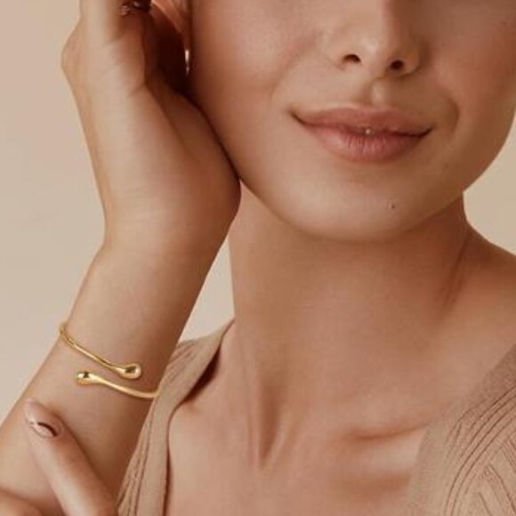 18K Gold Plated Cuff Bracelets for Women Open Adjustable Gold Cuff Bangle - Picture 2 of 5